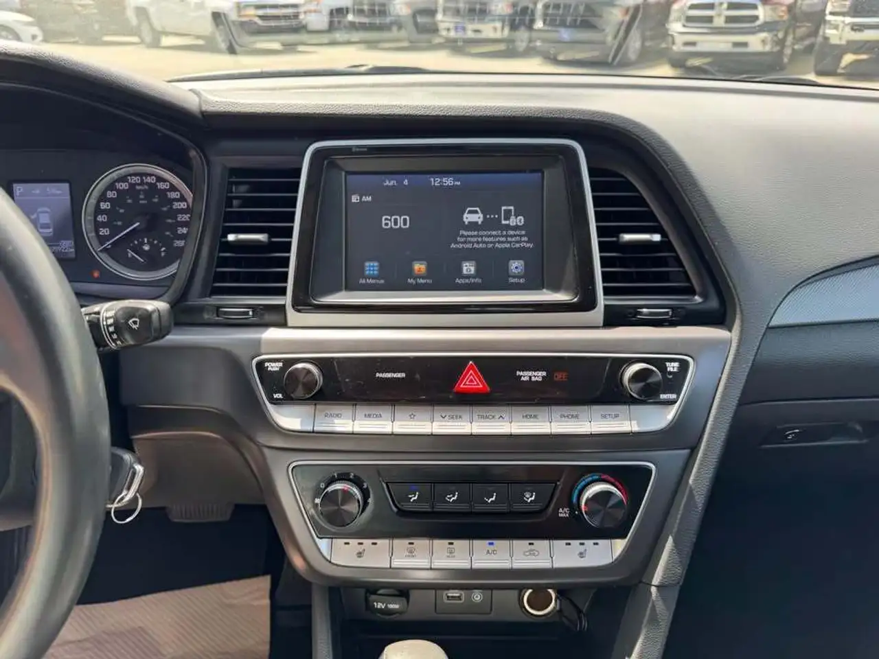 Hyundai SONATA снимка Hyundai SONATA