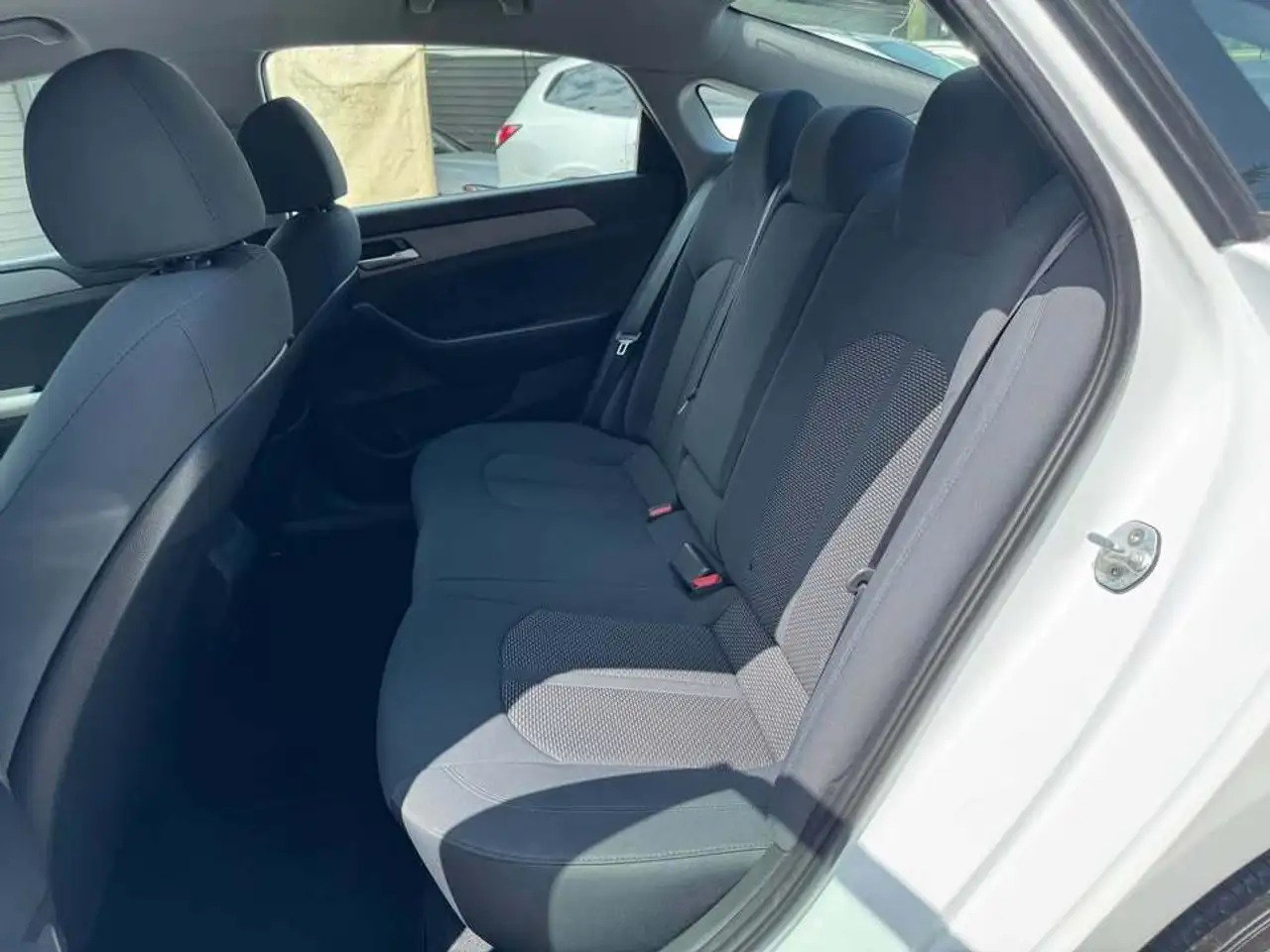 Hyundai SONATA снимка Hyundai SONATA
