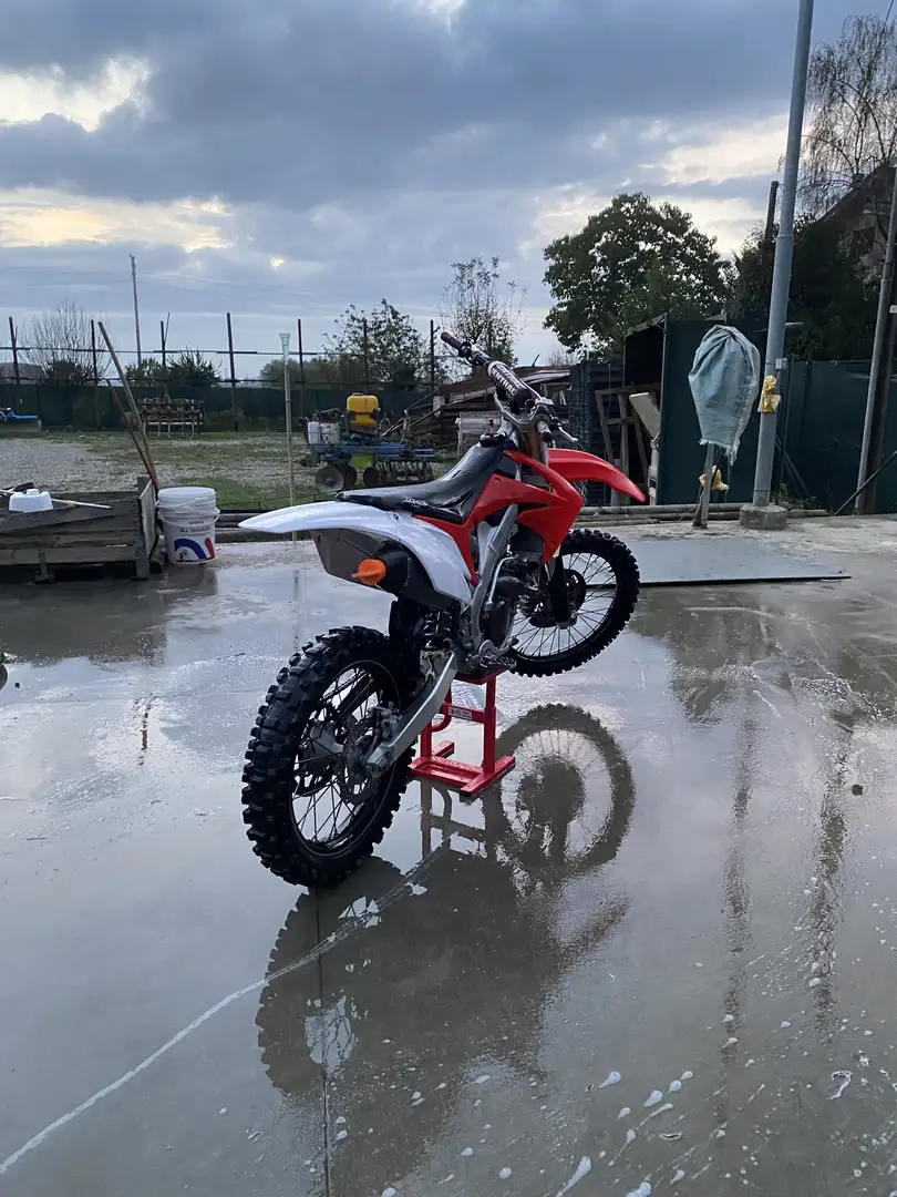 Honda CRF 250 Czerwony - 2