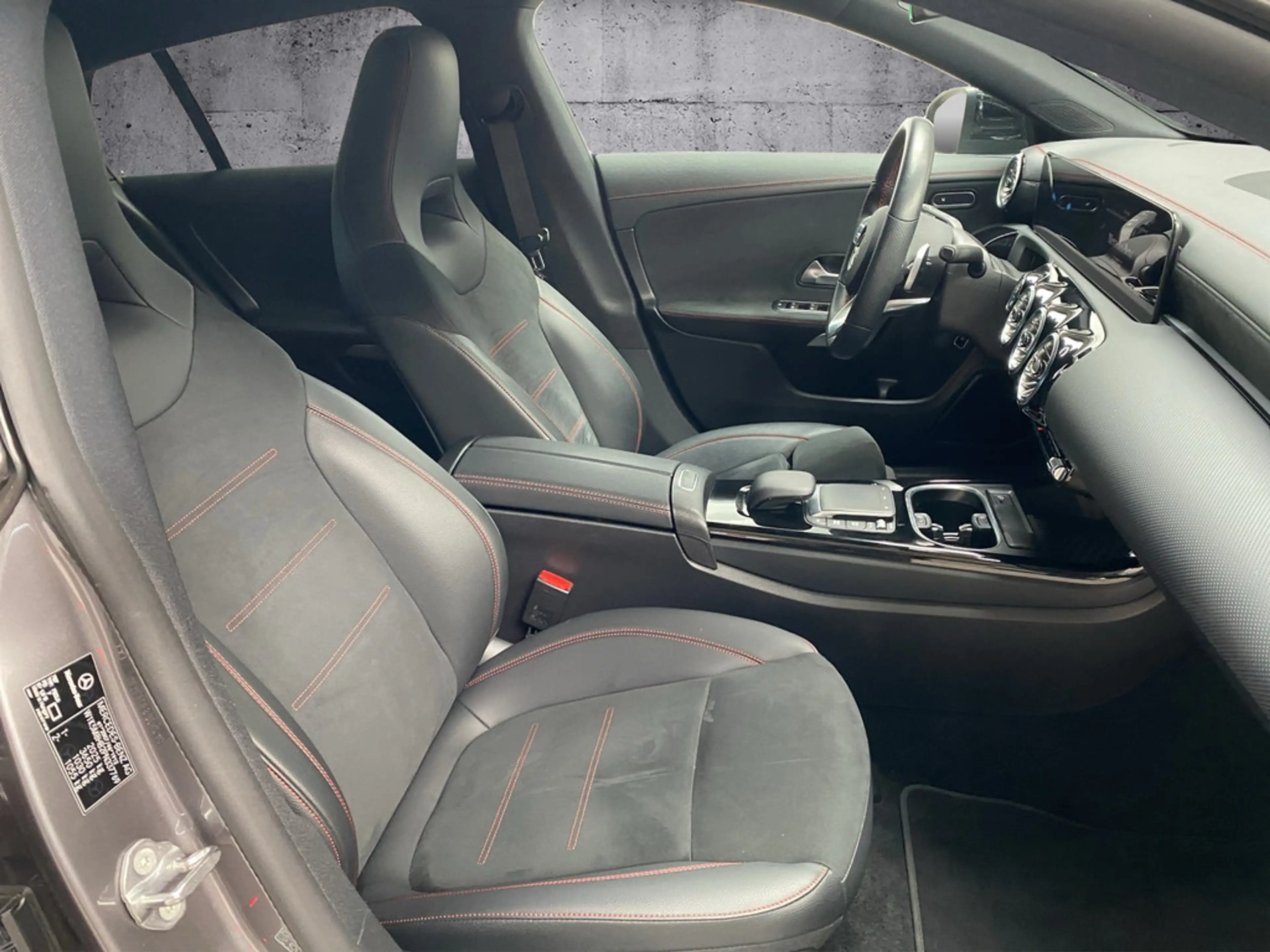 Mercedes-Benz CL A Shooting Brake 200 Edition AHK+Kamera+LED — photo 11