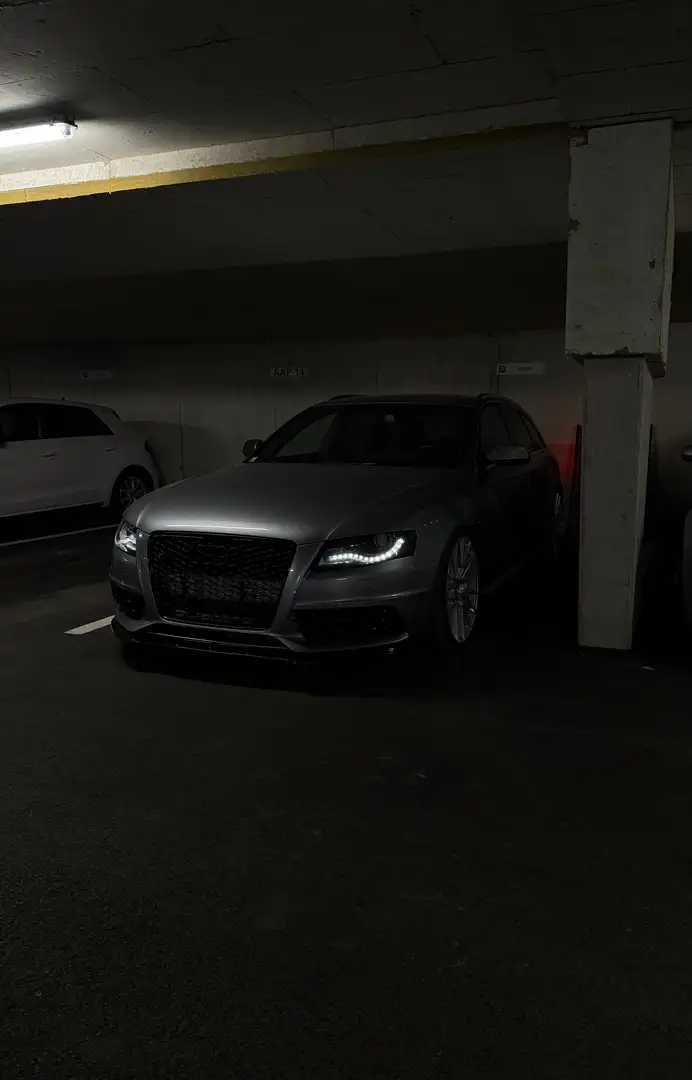 Audi S4 Avant 4,2 V6 quattro - 2