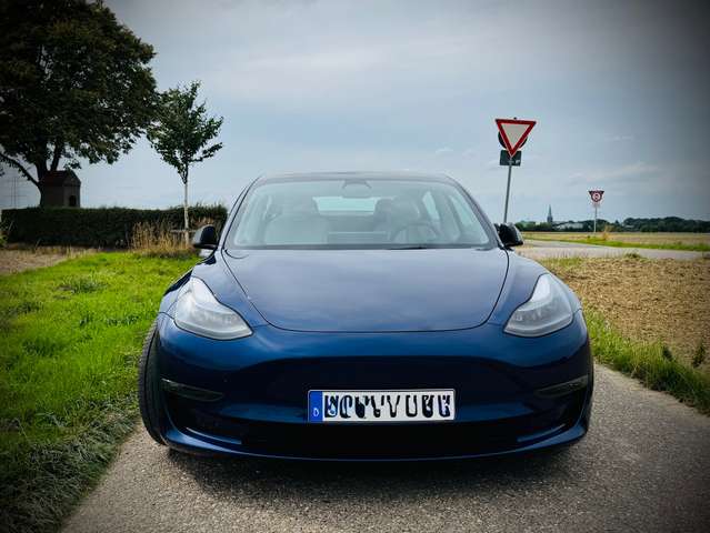 Tesla Model 3 Allradantrieb Dual Motor Performance+ TÜV NEU OZ
