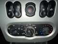 Dacia Sandero Black Line 1.2 16V 75 Grau - thumbnail 16