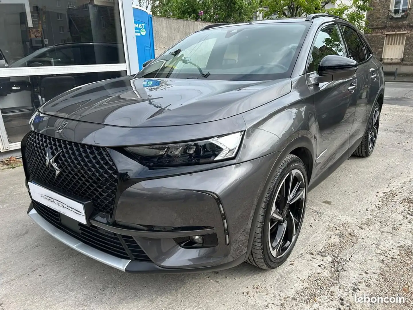 DS Automobiles DS 7 Crossback Ds7 2.0 HDi 180 EAT8 LOUVRE FULL OPTION TOIT PANO- SIEGES VENTILES HII FOCAL NIGHT VISION Grau - 1