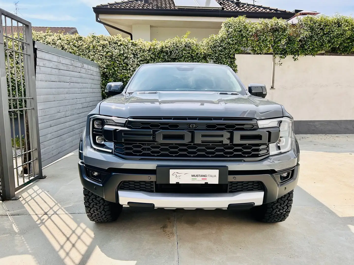 Ford Ranger Raptor 2.0l eblue 205cv AUT.- MY25 -C. Gray- GAR. 5 ANNI Gris - 1