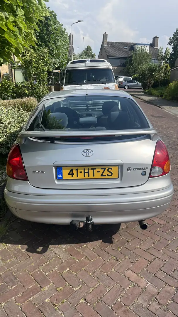 Toyota Corolla 1.6 linea sol - 2
