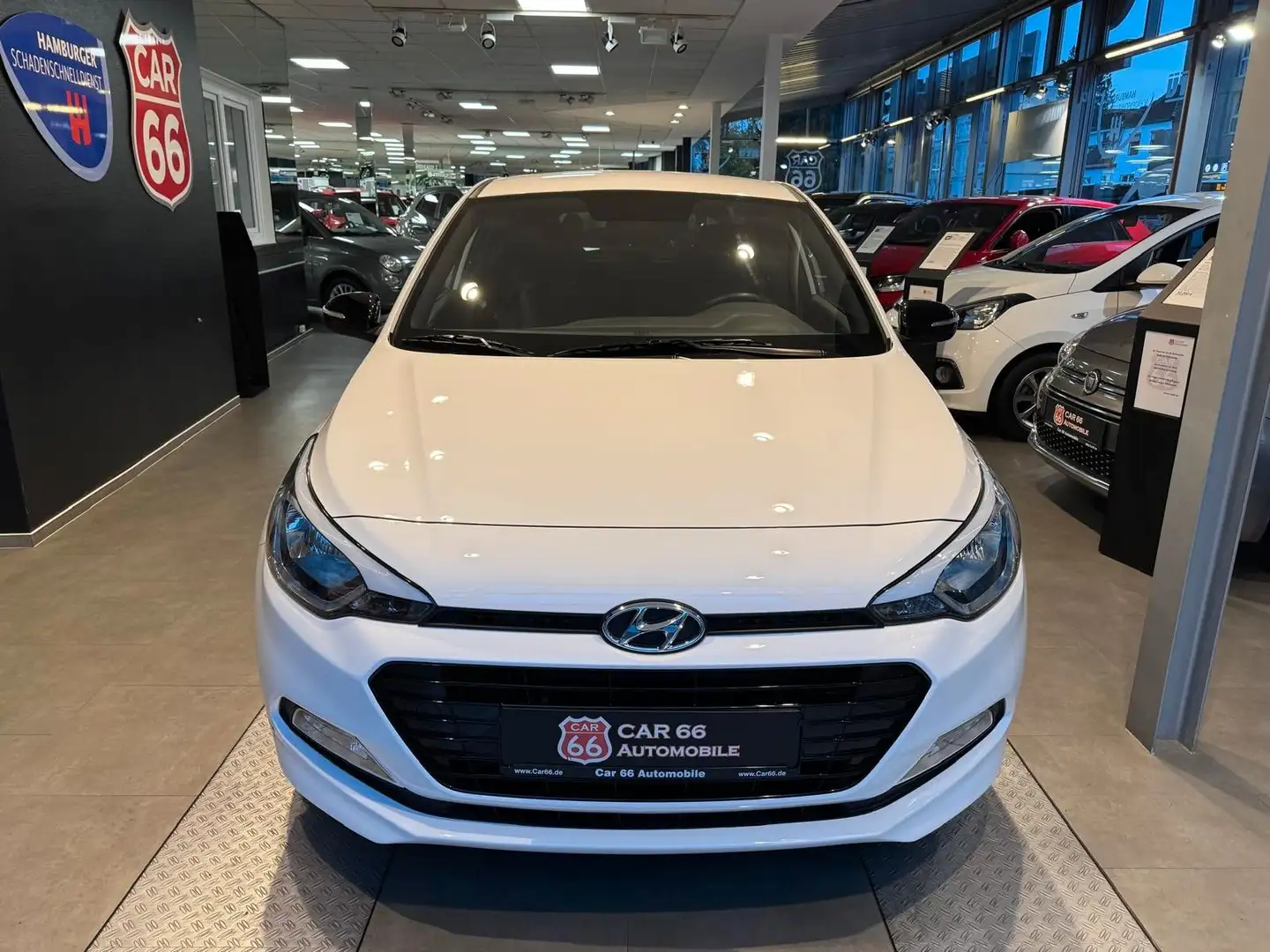 Hyundai i20 Passion Weiß - 2