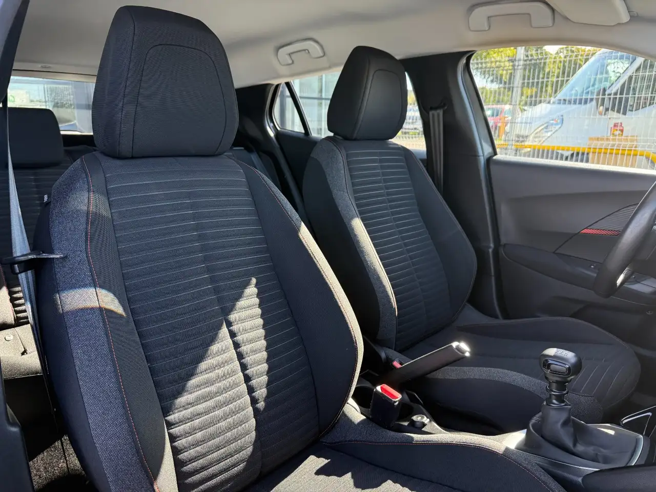 Peugeot 2008 2008 — photo 21