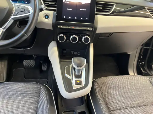 Renault Captur view 9