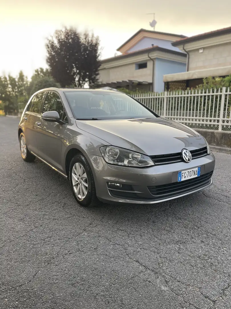 Volkswagen Golf 5p 1.6 tdi Comfortline - 2