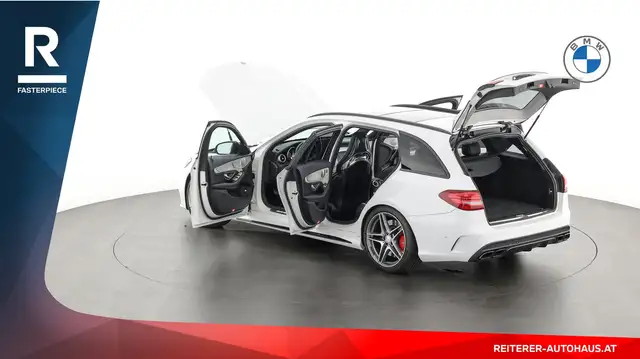 Mercedes-Benz C-Class view 10