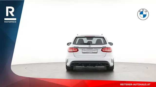 Mercedes-Benz C-Class view 5