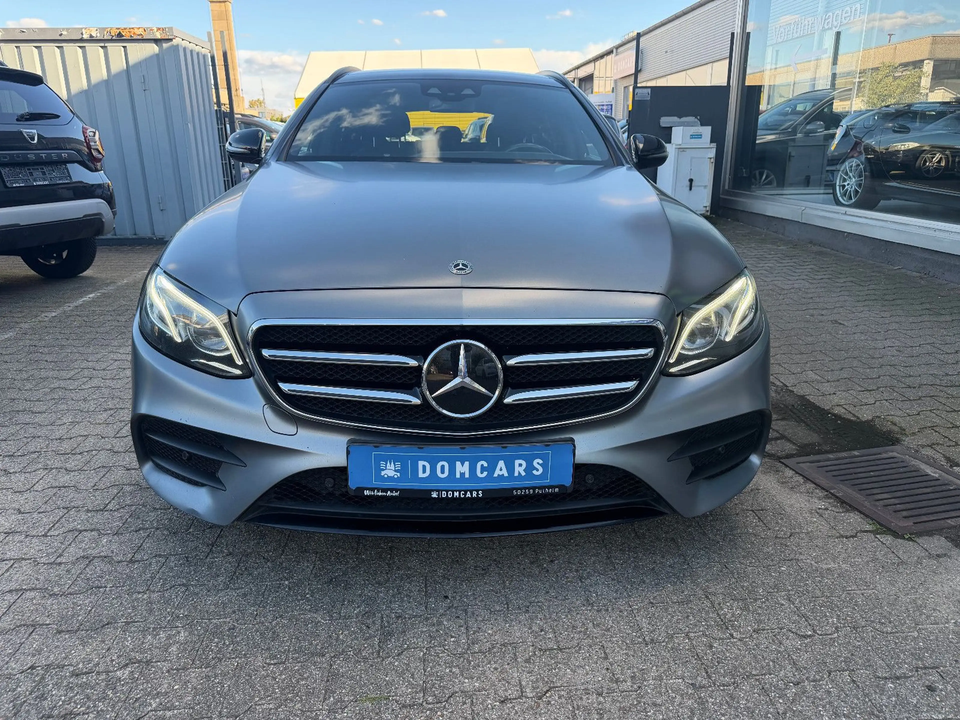 Mercedes-Benz E 400 d T 4Matic/DESIGNO/PANO/AHK/ALU/AIRMATIC/ — photo 3