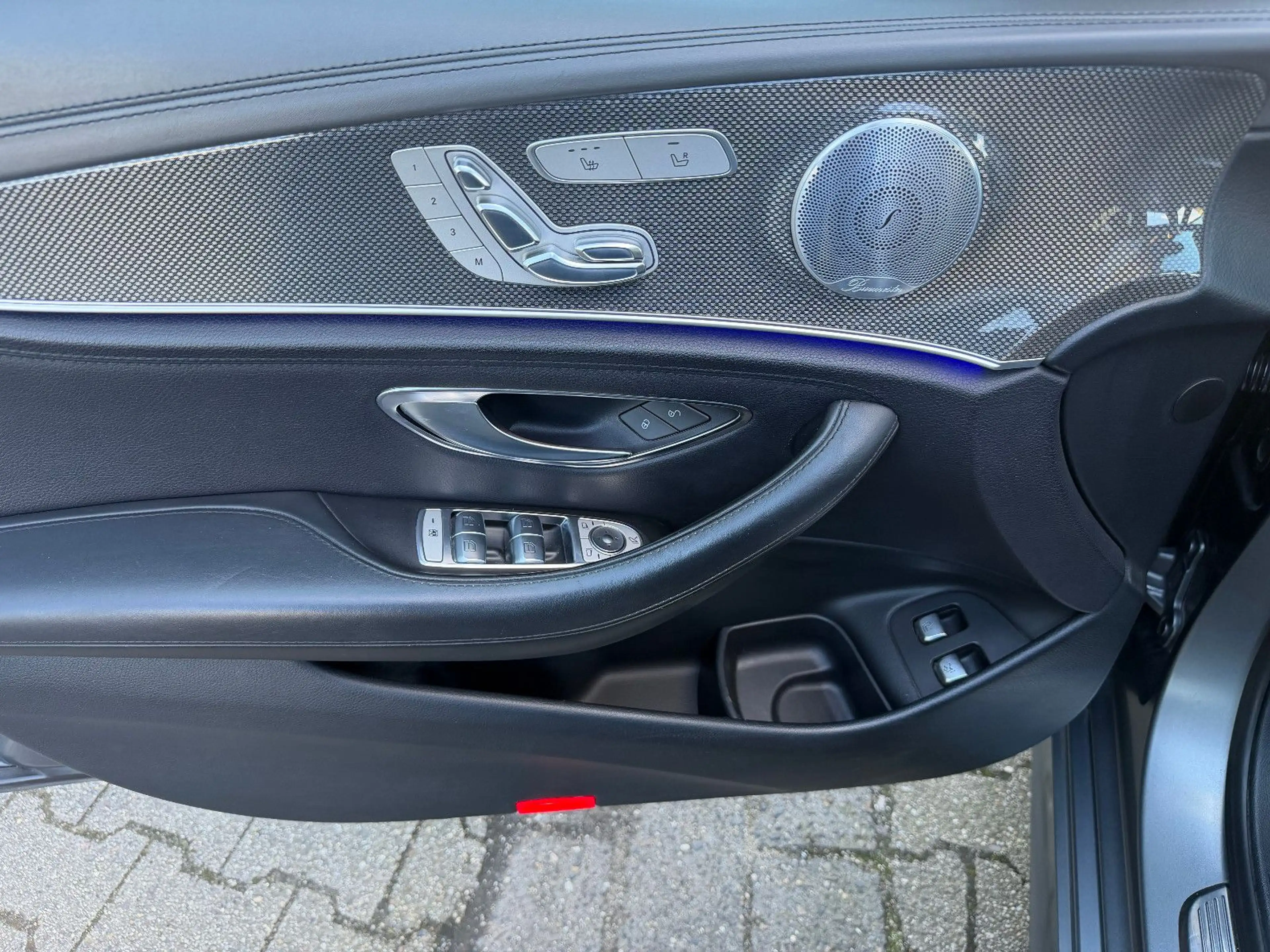 Mercedes-Benz E 400 d T 4Matic/DESIGNO/PANO/AHK/ALU/AIRMATIC/ — photo 10
