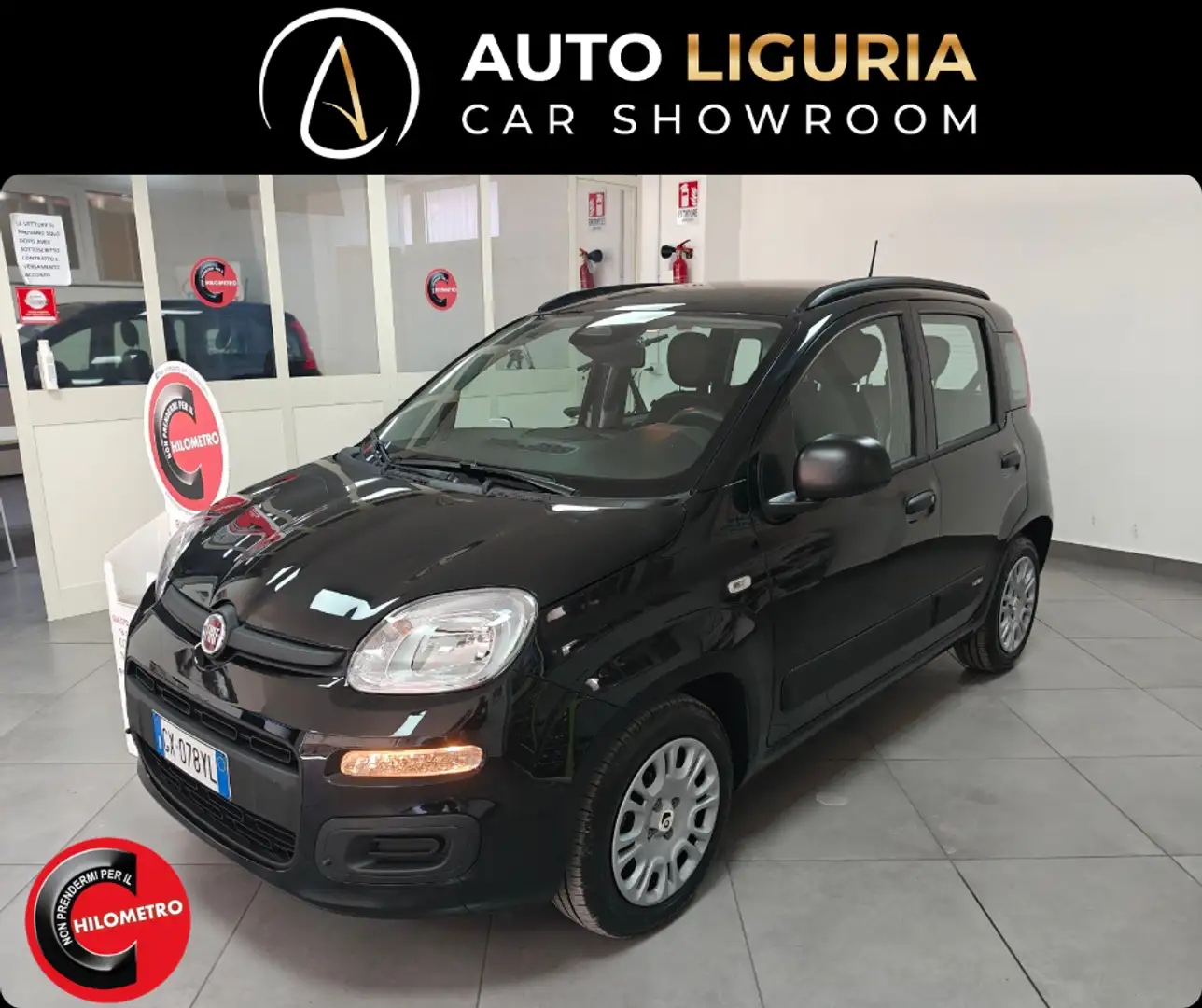 Fiat Panda Panda 1.0 FireFly S&S Hybrid Zwart - 1