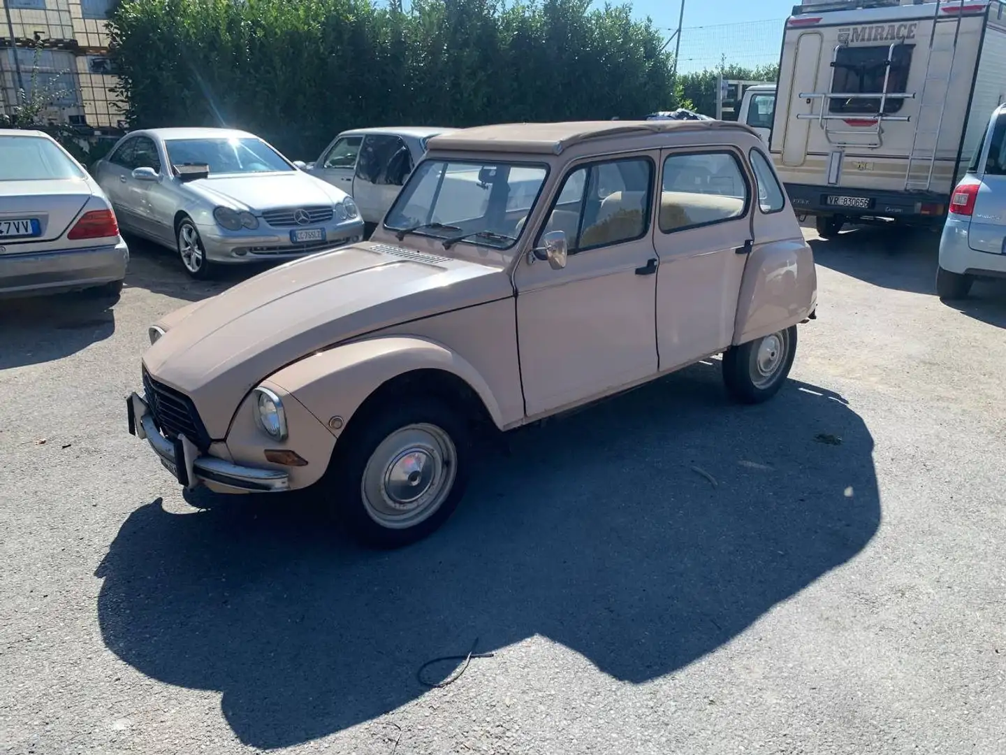 Citroen Dyane Beige - 1