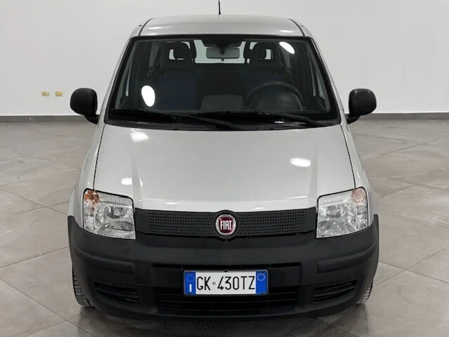 Fiat Panda 1.2 Dynamic Серебристый - 2