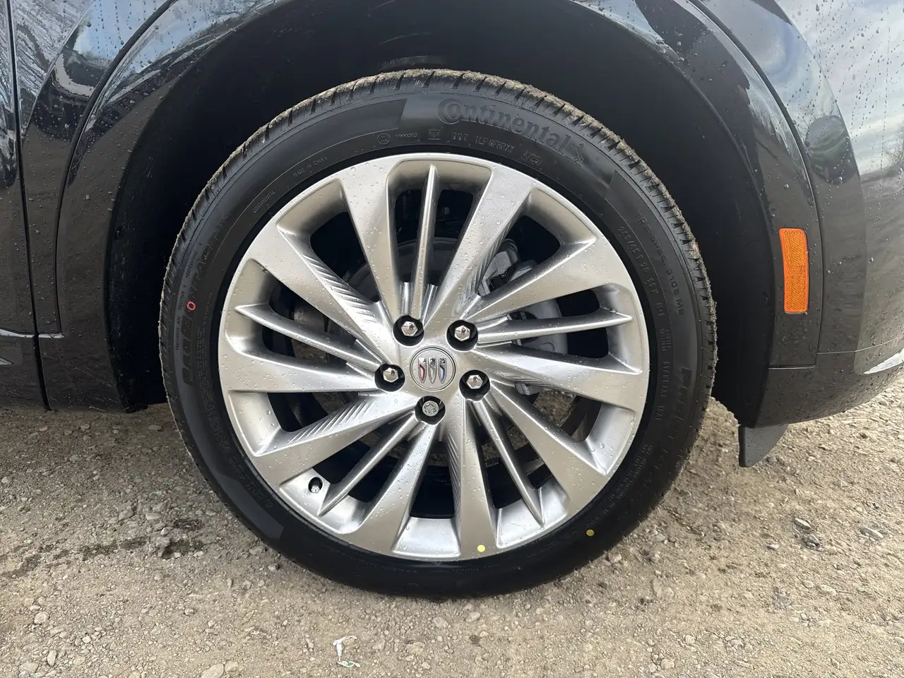 Buick Envision снимка Buick Envision