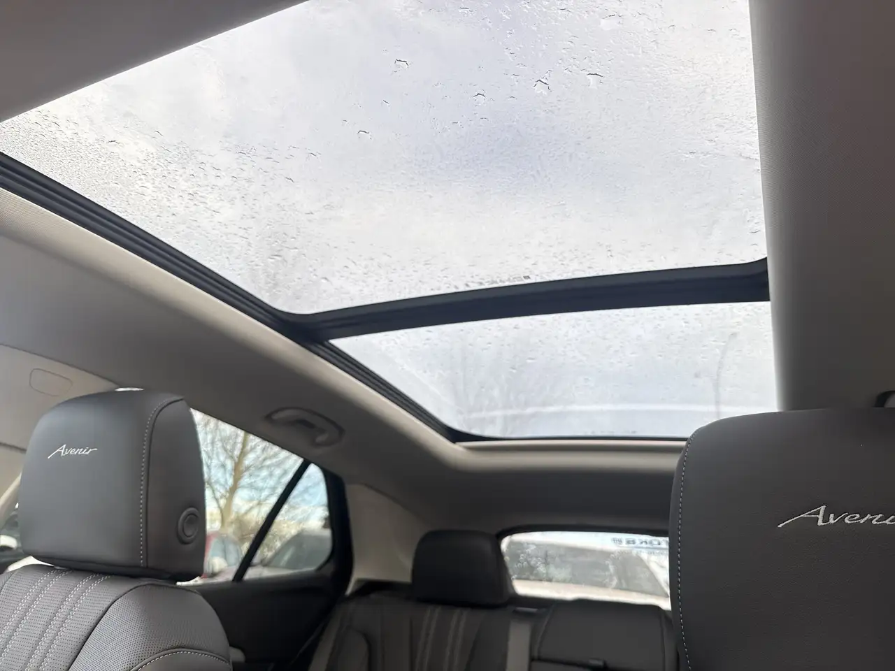 Buick Envision снимка Buick Envision