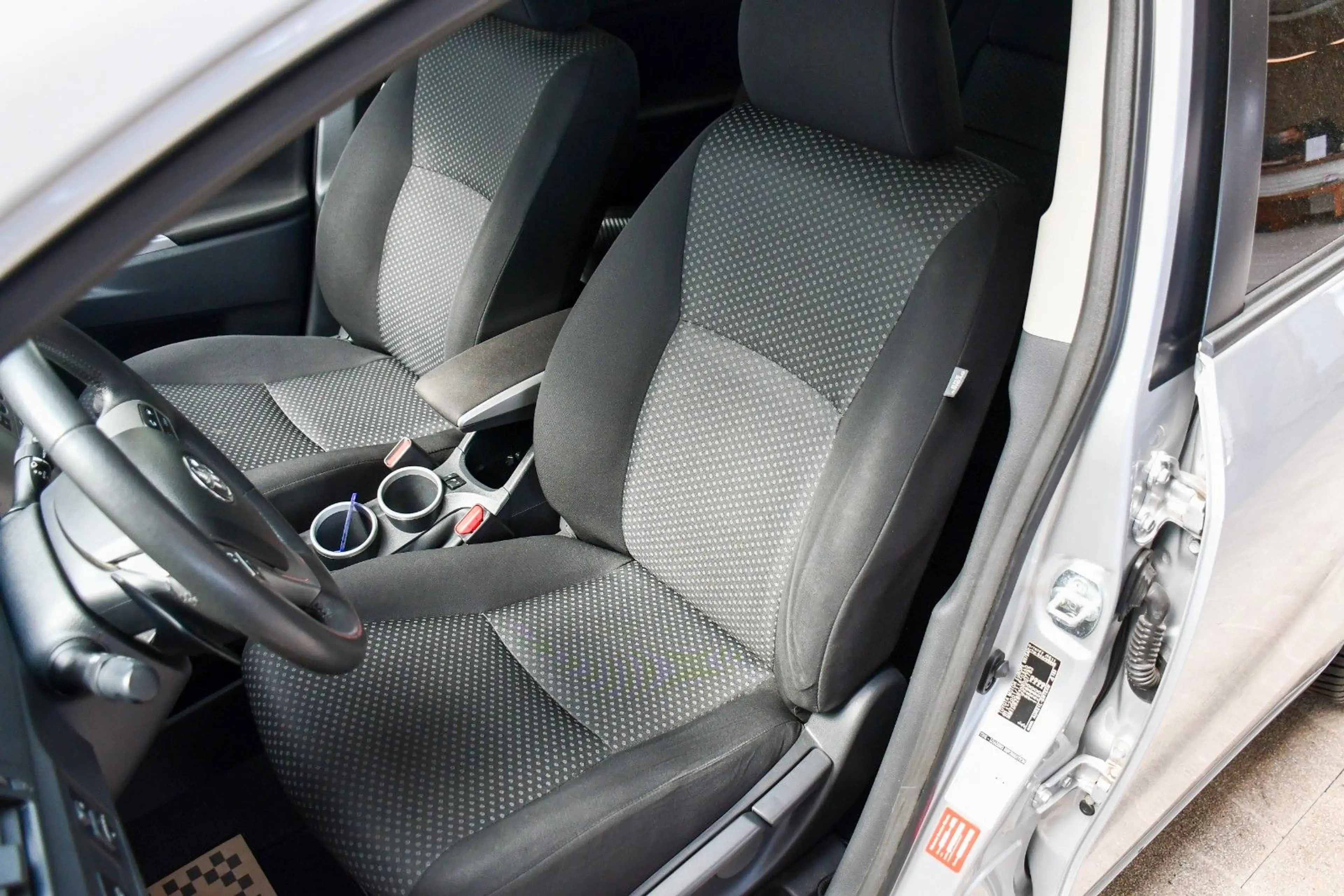 Toyota Verso Executive Automatik Kamera 7Sitzer 1.Hand — photo 10