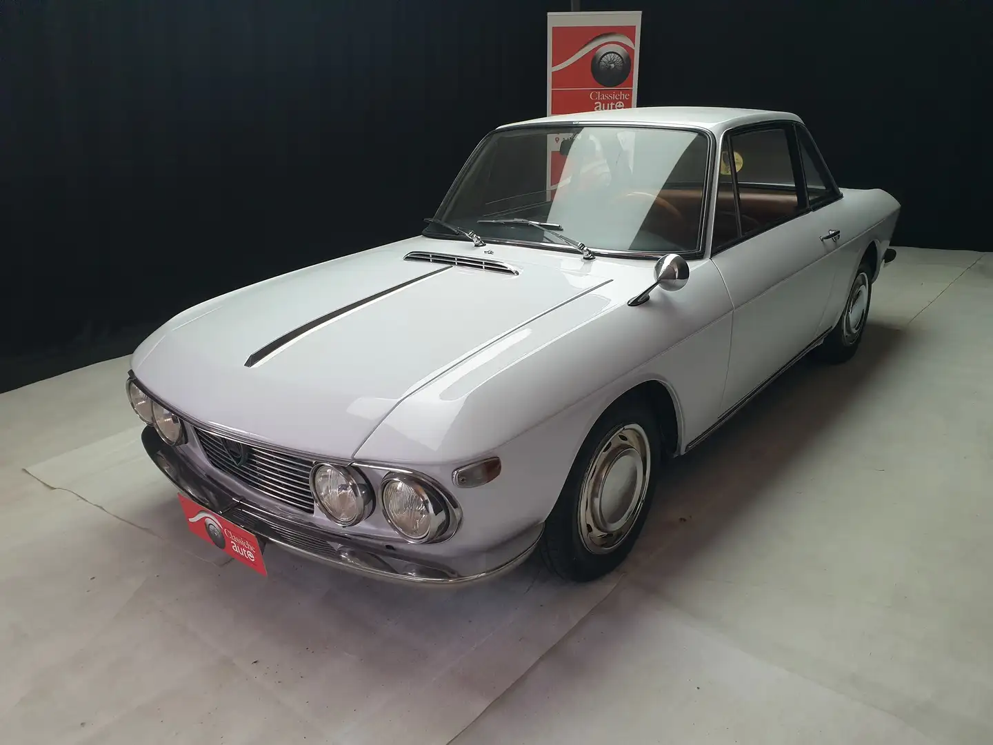 Lancia Fulvia Coupe 1.3S Rallye omologata “Targa Oro ASI “ Wit - 1