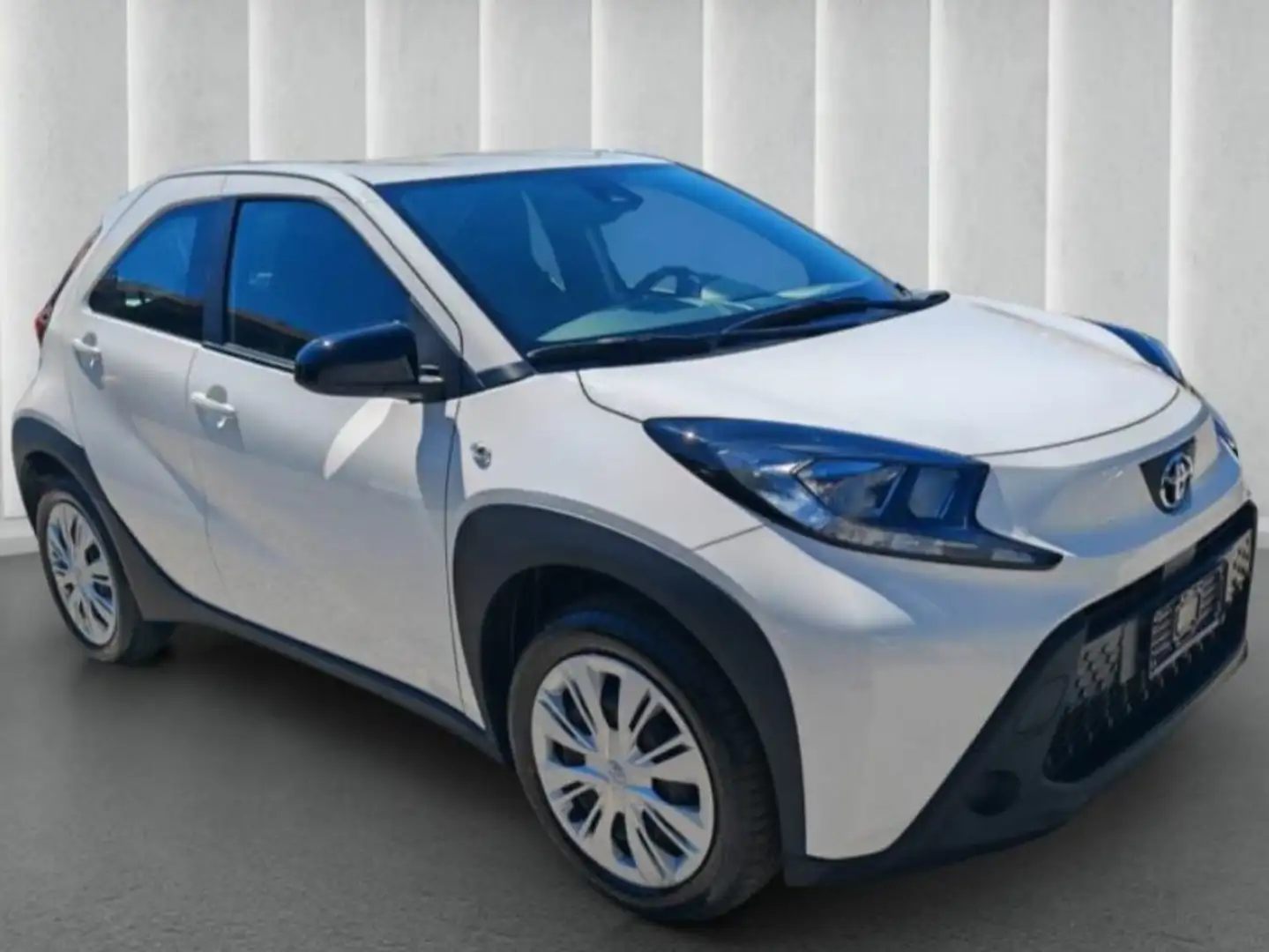 Toyota Aygo X 1.0 72cv ACTIVE 5 PORTE *PRONTA*CONSEGNA*KMZERO*** Bianco - 1