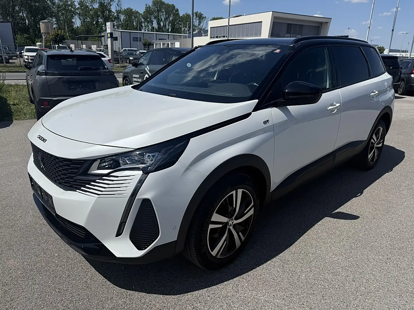 Peugeot 5008 BlueHDI 130 EAT8 GT Weiß - 2
