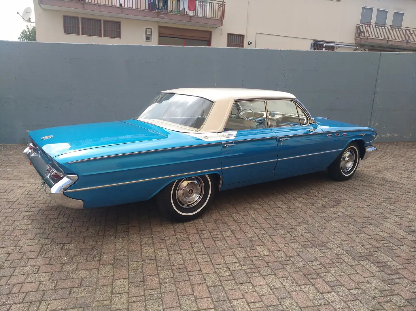 Buick Buick Invicta 4 Door hardtop Albastru - 2