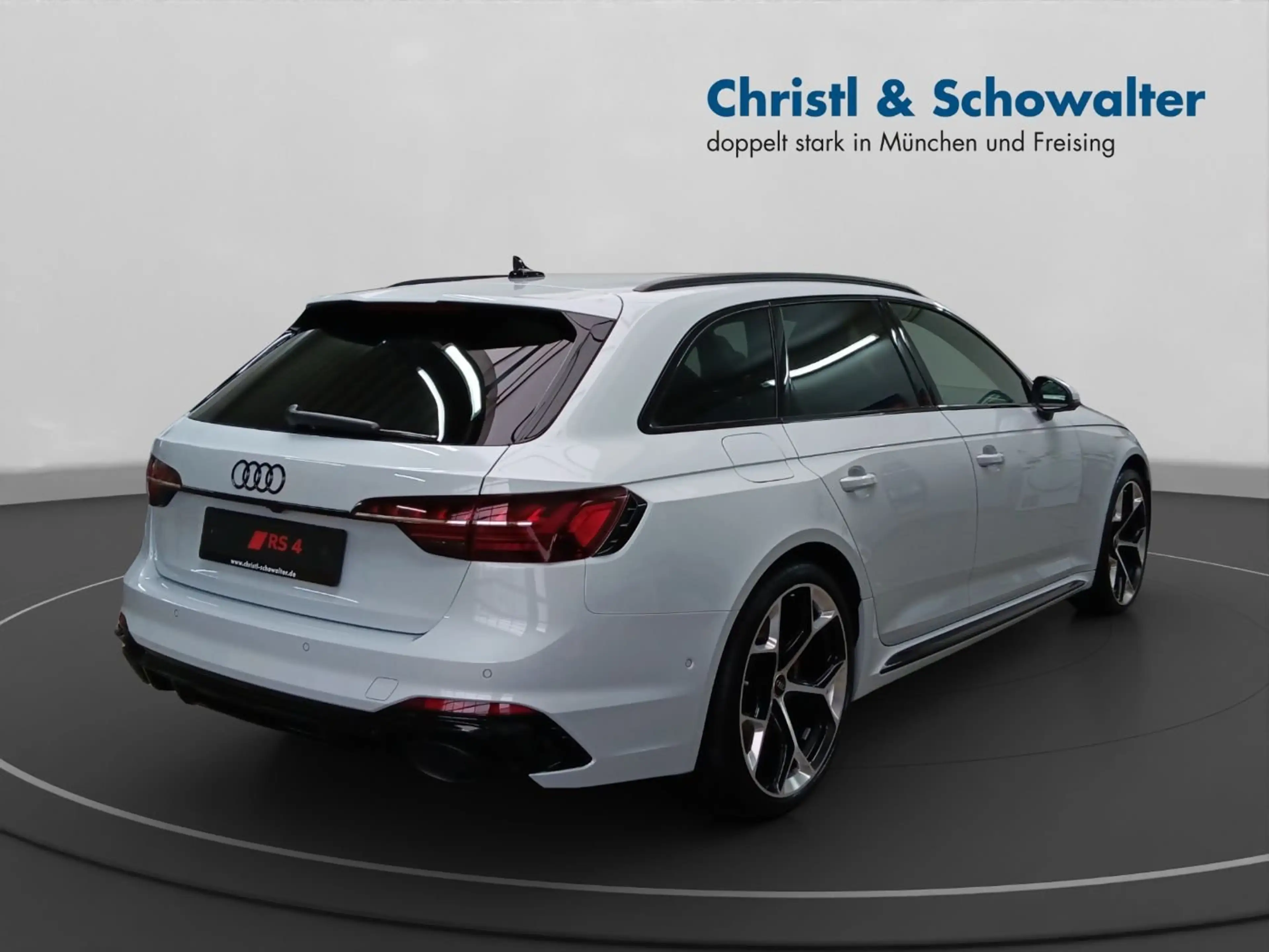 Audi RS4 Avant TFSI quattro Competition Plus LIA HSW HUD EP — photo 5
