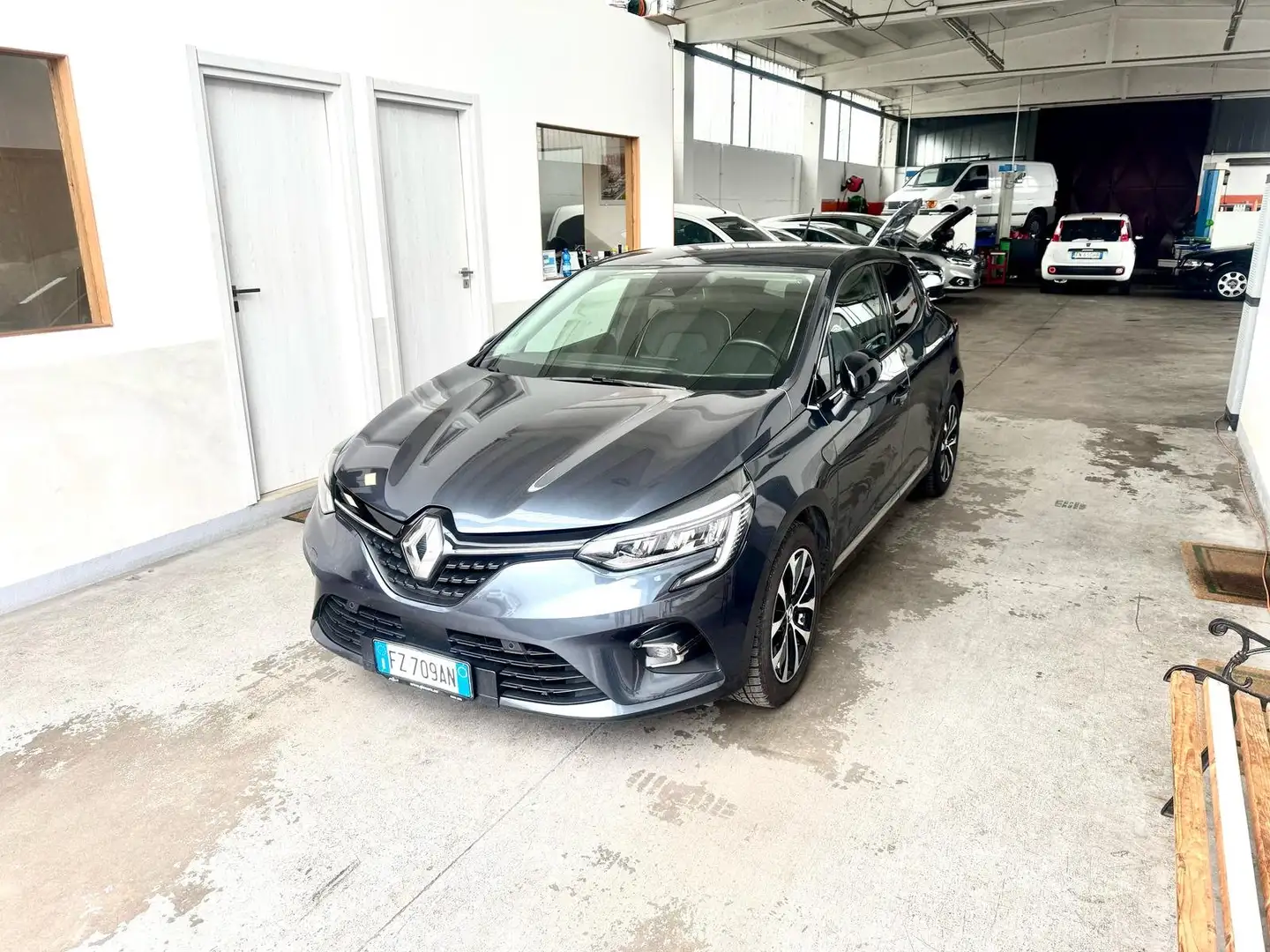 Renault Clio Clio 1.3 tce Intens 130cv edc fap Gris - 1
