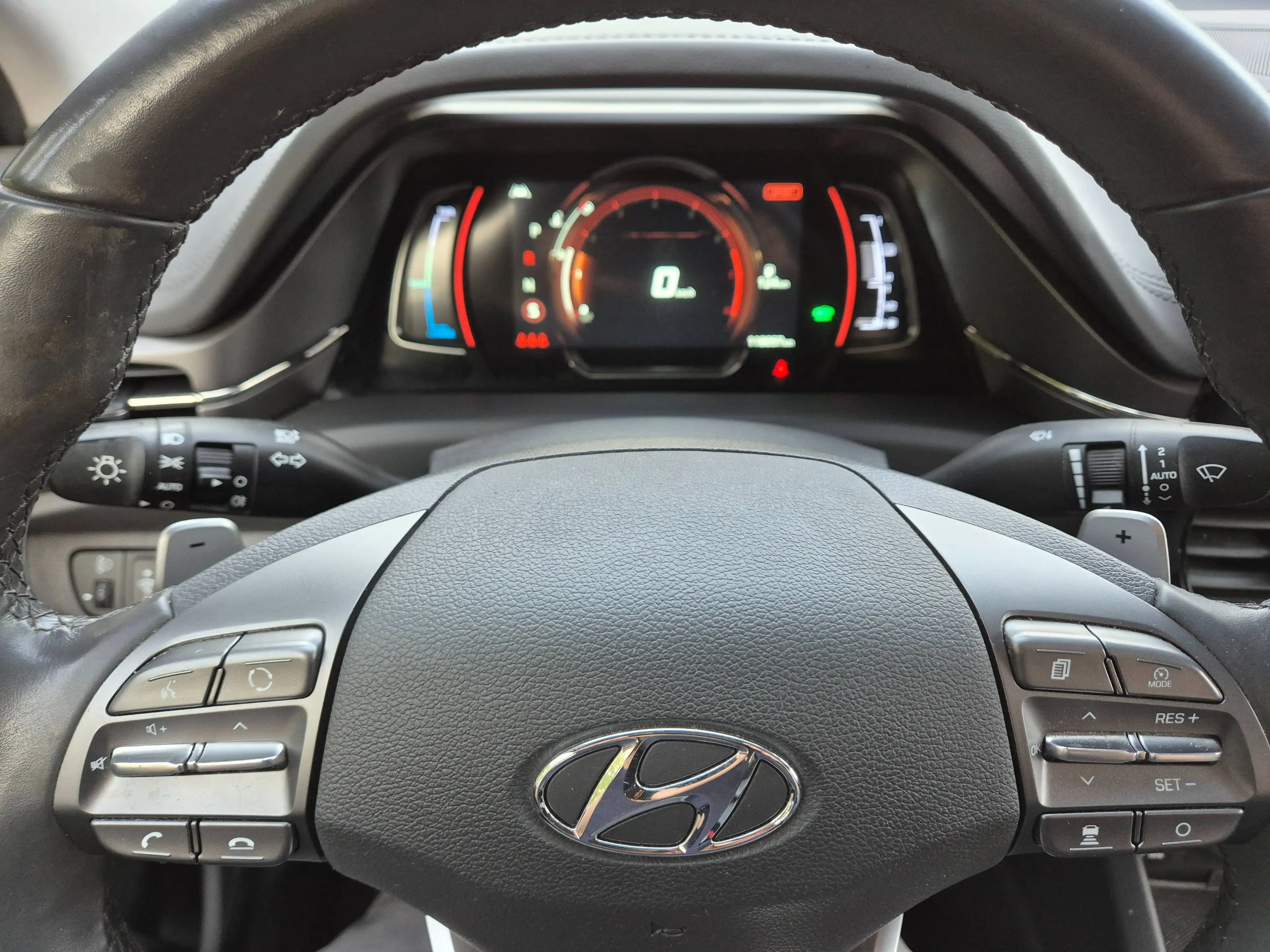 Hyundai IONIQ 1.6 GDi HEV // HYBRID // 2022 !! — photo 13