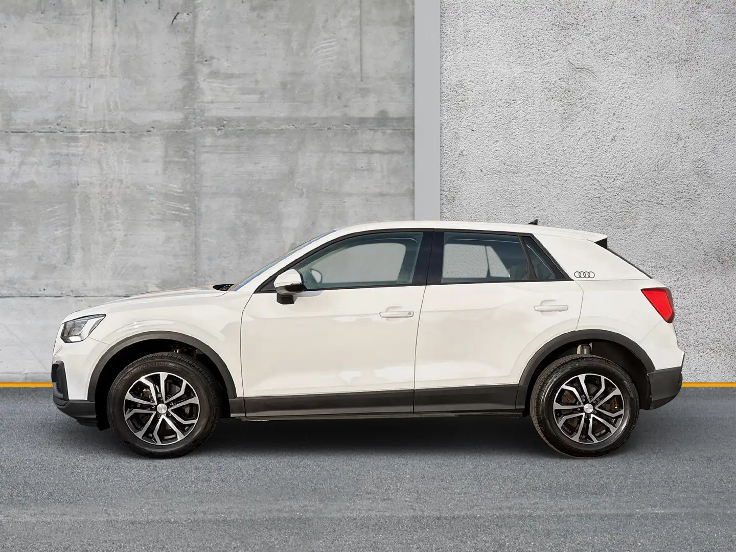 Audi Q2 35 TFSI S tronic SHZ PDC AHK LM16 Wit - 2