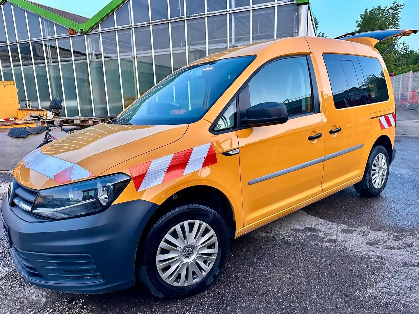 Volkswagen Caddy 2.0 TDI/ Trendline/ Navi/ Klima/ 2xSchiebe Gelb - 1