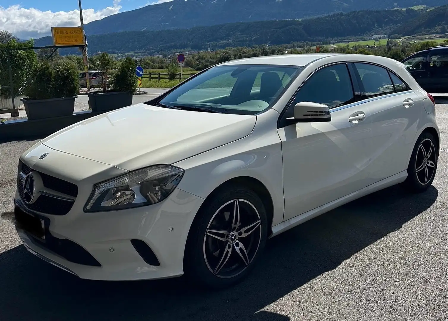 Mercedes-Benz A 180 d BlueEfficiency Edition - 1