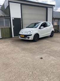 1.0 Acenta NIEUWE ACCU NIEUWE VOORBANDEN APK