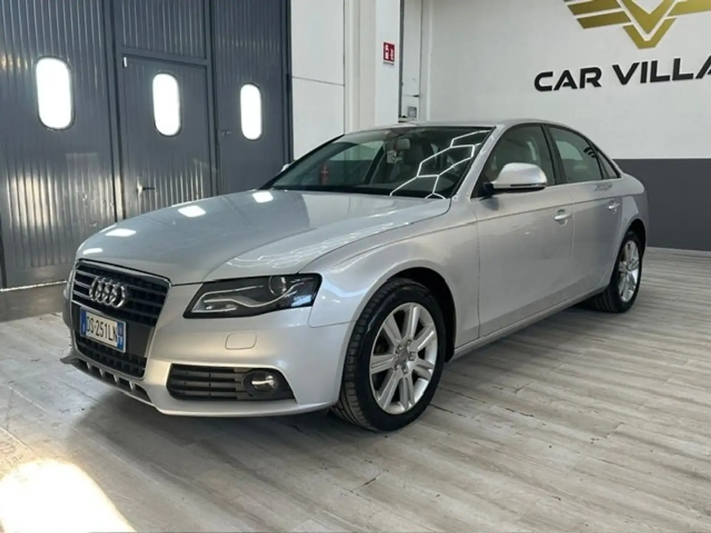 Audi A4 A4 2.7 V6 TDI F.AP. Advanced Silber - 2