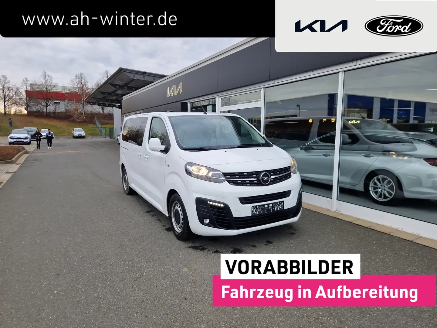 Opel Zafira Life Vivaro 2,0D M 9S Navi 180°Kamera AHK Klima Weiß - 1