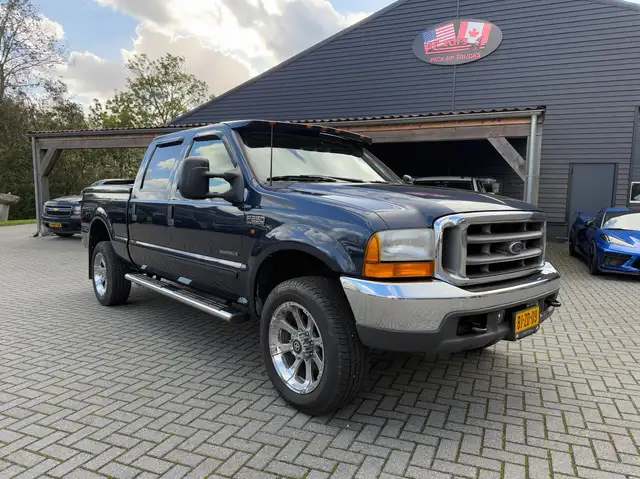 Ford F 250 Lariat Super Duty 7.3L Power Stroke Diesel V8