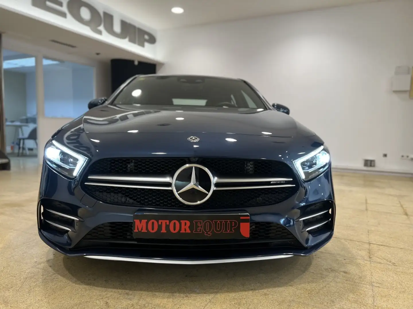 Mercedes-Benz A 35 AMG 4Matic+ 7G-DCT Bleu - 2