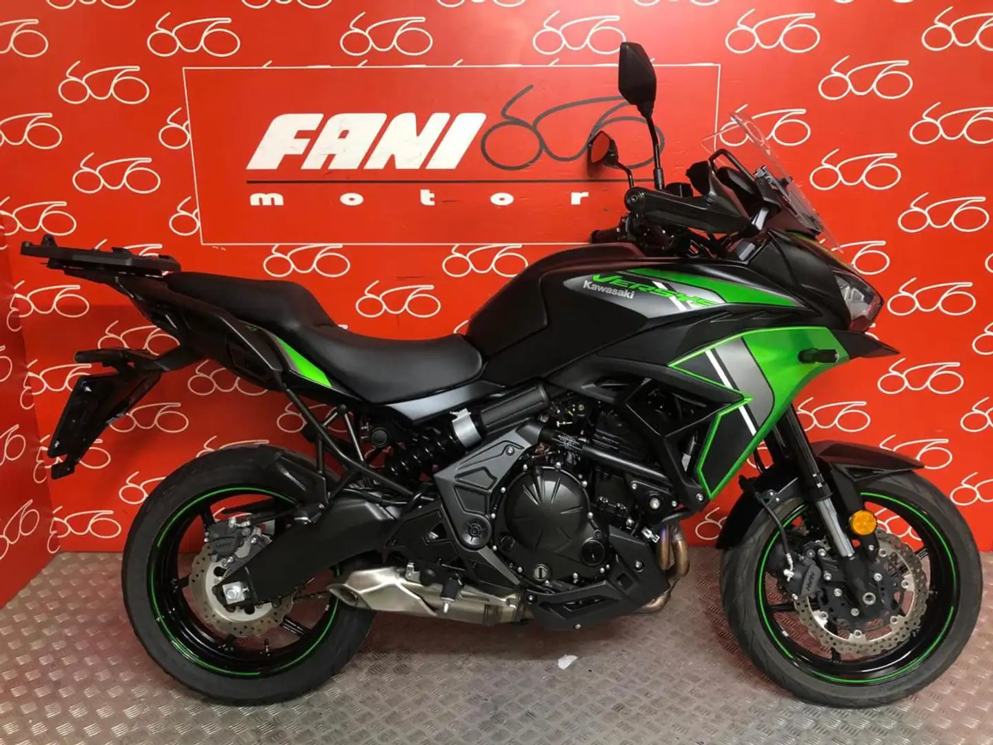 Kawasaki Versys 650 . - 1