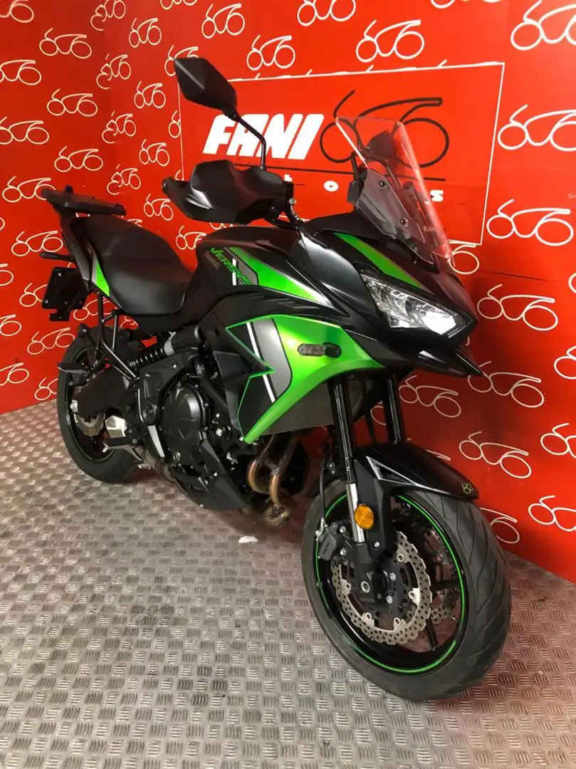 Kawasaki Versys 650 . - 2