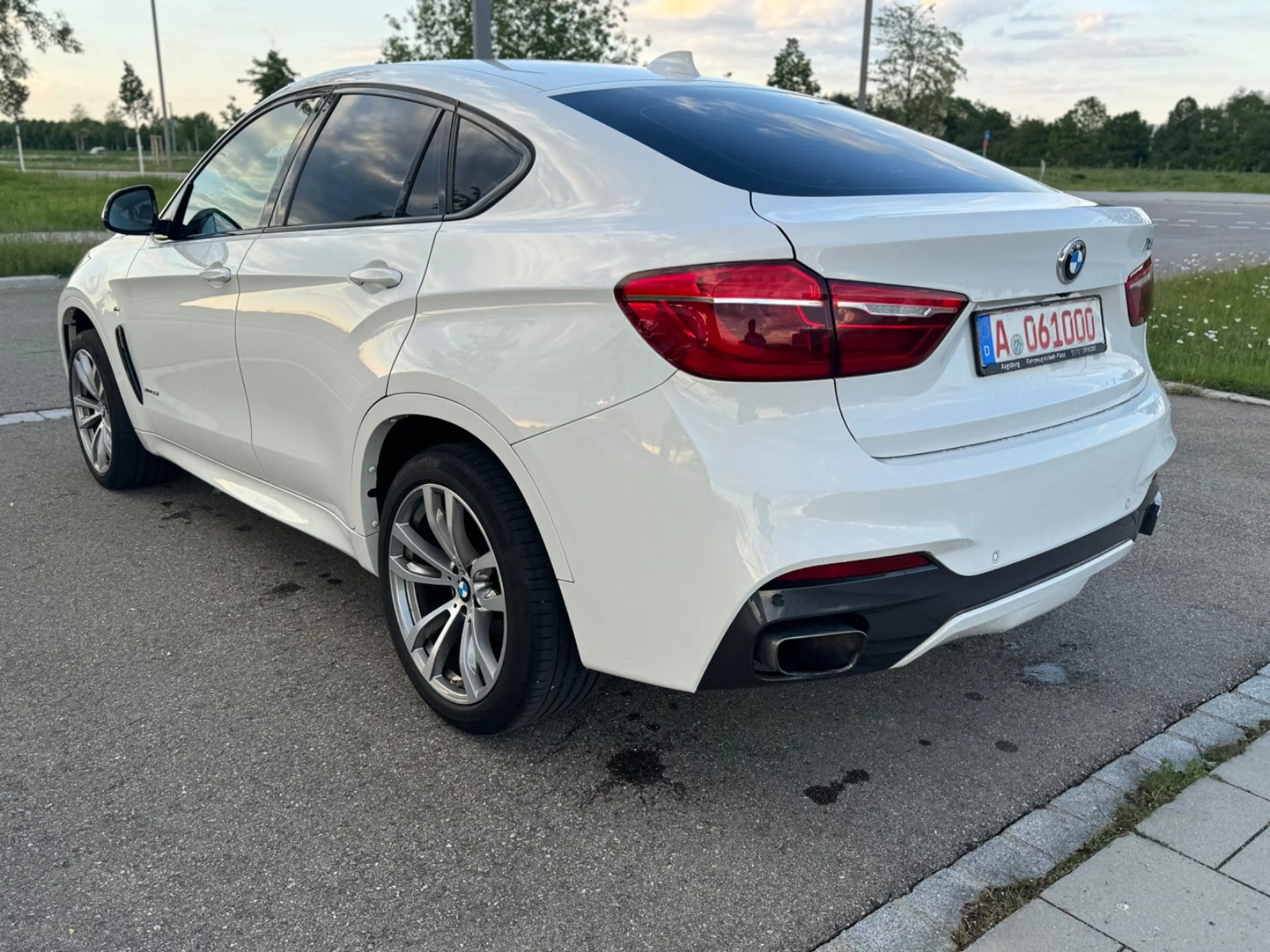 BMW X6 Baureihe X6 xDrive 35 i M-Paket 1A AHK — photo 7
