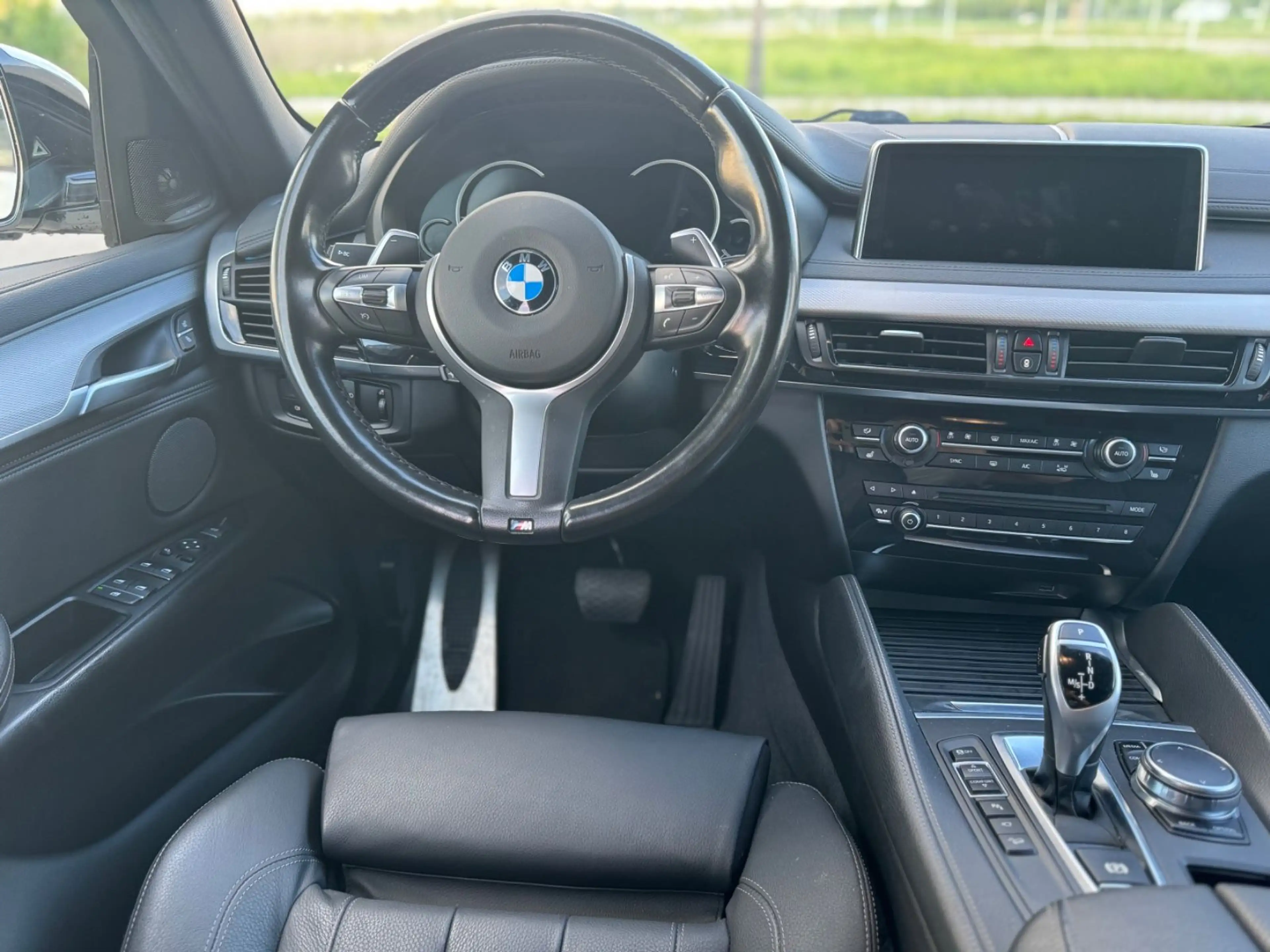 BMW X6 Baureihe X6 xDrive 35 i M-Paket 1A AHK — photo 10