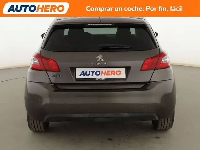 Peugeot 308 view 5