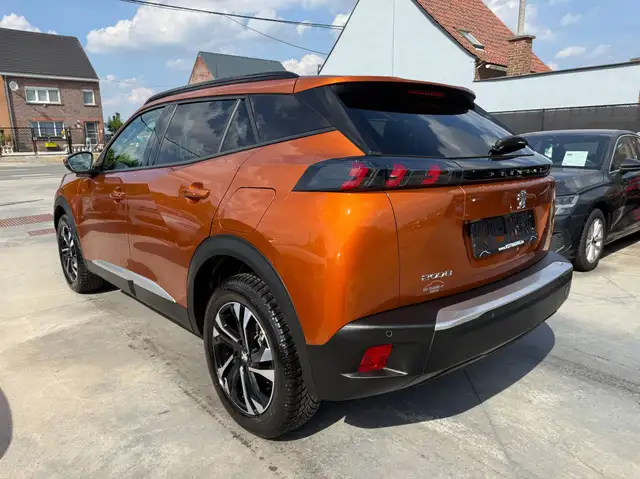 Peugeot 2008 view 7