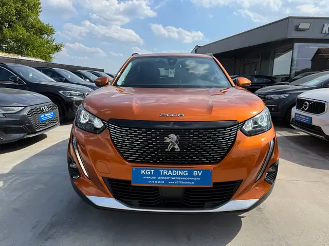 Peugeot 2008 view 2