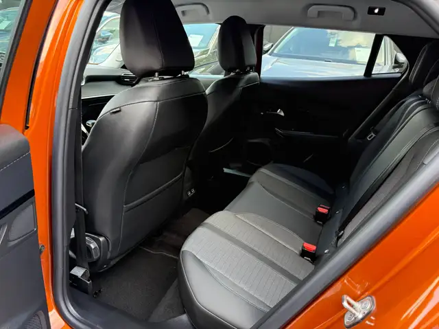 Peugeot 2008 view 13