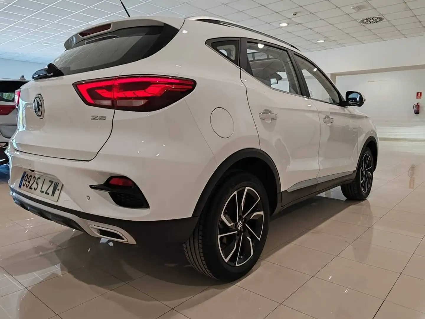 MG ZS 1.8 120 Alb - 2