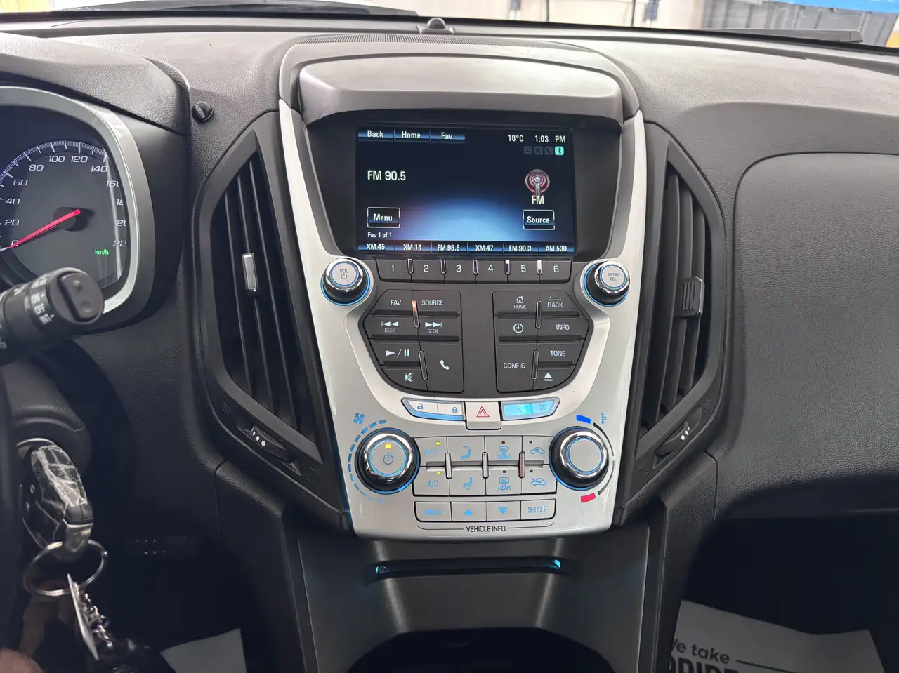 Chevrolet Equinox снимка Chevrolet Equinox
