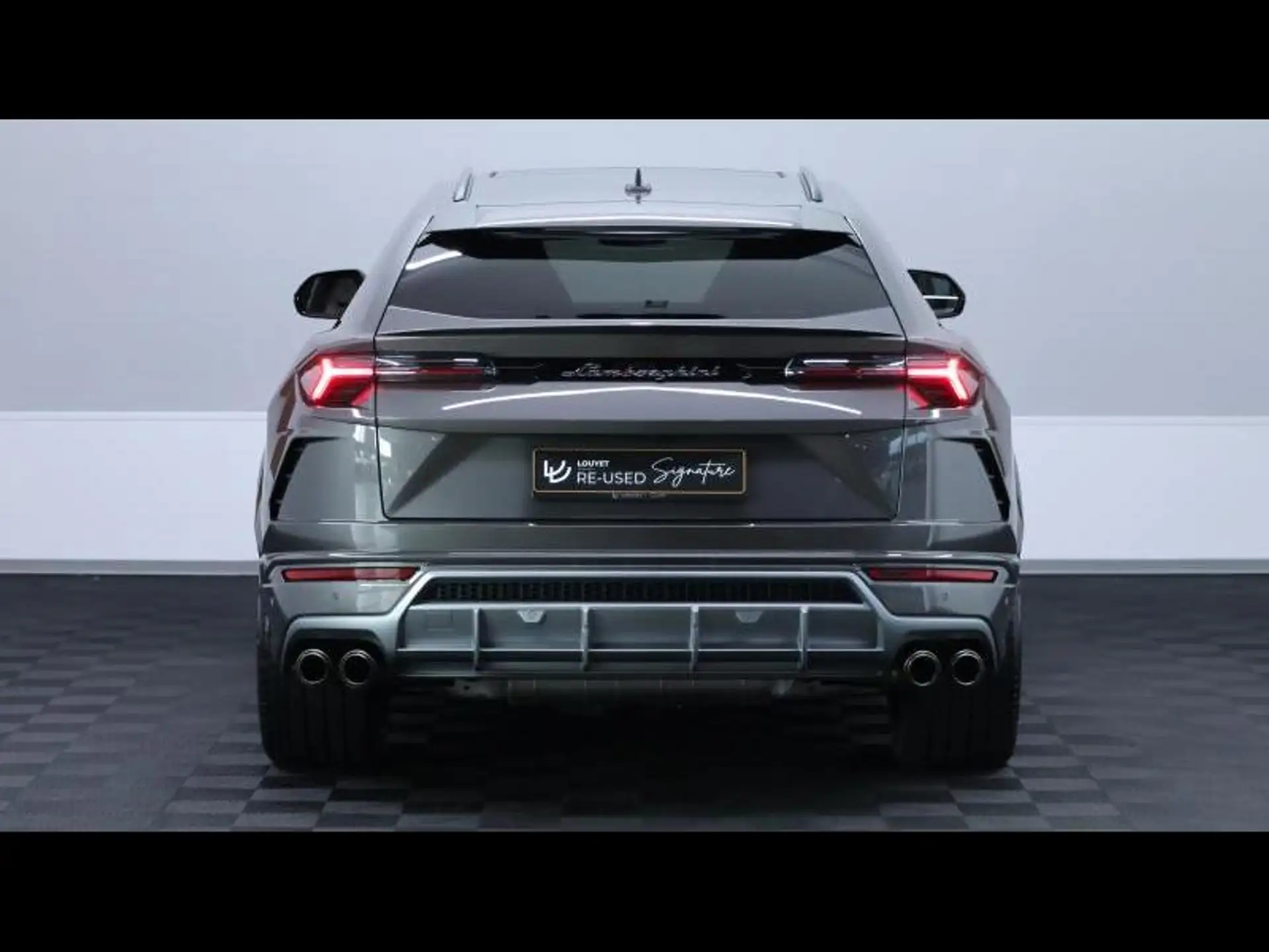 Lamborghini Urus 2022 건메탈 사진 6